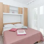 Apartament Luka Pag Town