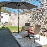 Luka Apartament Pag Town