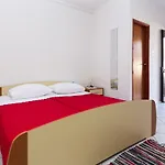 Apartamento Luka Pag Town