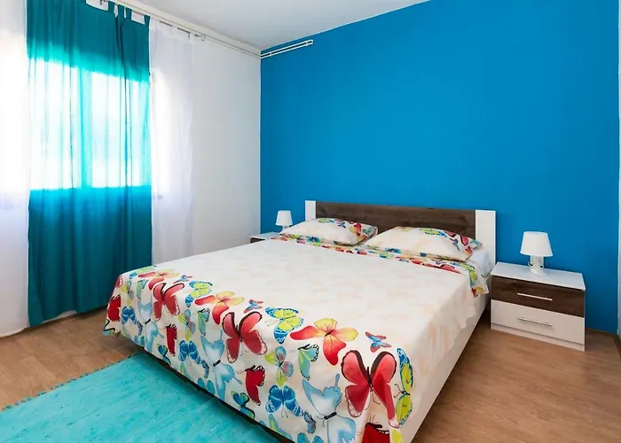 Luka Apartman