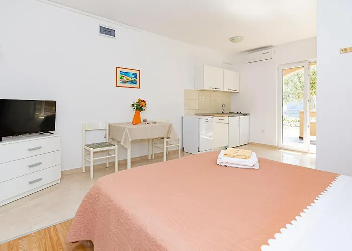 Luka Apartman *